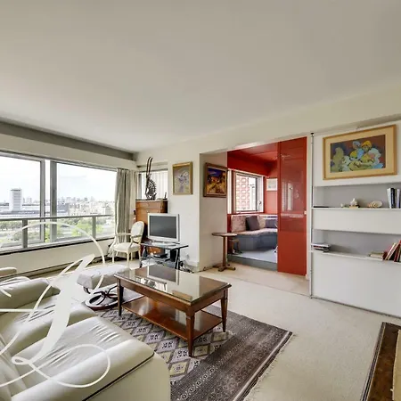 Tower Apartmán *